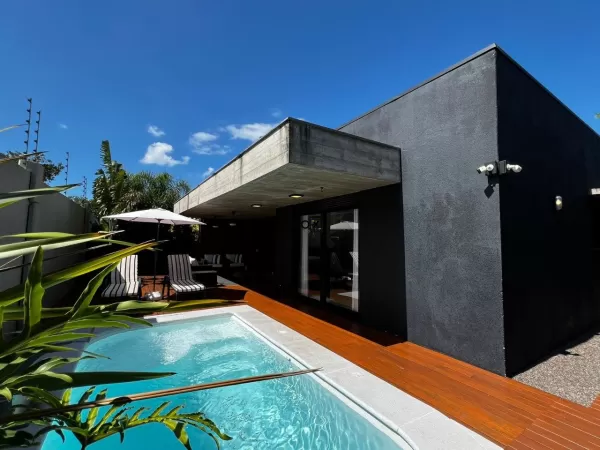 Foto de INBOX CIA IMOBILIÁRIA VENDE CASA DE ALTO PADRÃO LOCALIZADA NO CONDOMÍNIO SEA COAST EM XANGRILÁ