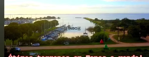 Foto de Terreno com 4.719,58 mt2 frente Lagoa e Clube Náutico em Tapes RS.