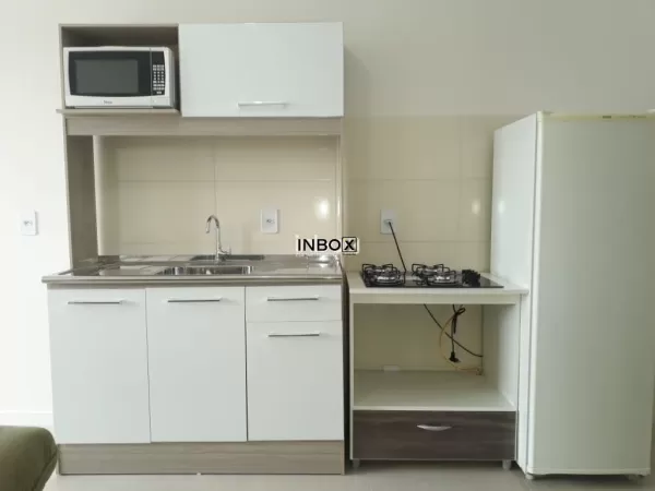 Foto de INBOX CIA IMOBILIÁRIA ALUGA: Kitnet mobiliado e equipado no Humaitá.