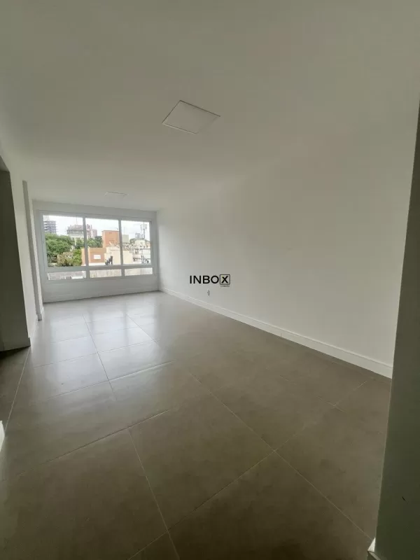 Foto de APTO 2 Dormitórios 1 Suíte 2 Vagas 83,10 mt2 ANDAR ALTO Higienópolis em Porto Alegre.