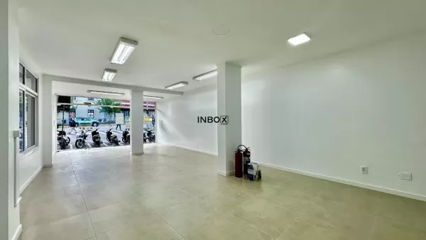 Foto de INBOX IMOBILIÁRIA ALUGA SALA COMERCIAL NO CENTRO EM BENTO GONÇALVES