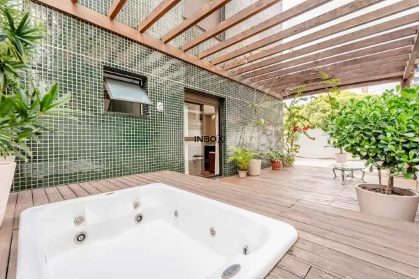 Foto de Apartamento Garden Semimobiliado com 2 Suítes, 4 Vagas e Amplo Terraço