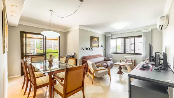 Foto de Apartamento com 143m², 3 Dormitórios e 2 Vagas em Localização Privilegiada