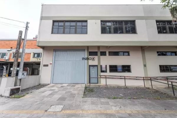 Foto de Amplo Pavilhão com 430m² e Escritório no Mezanino