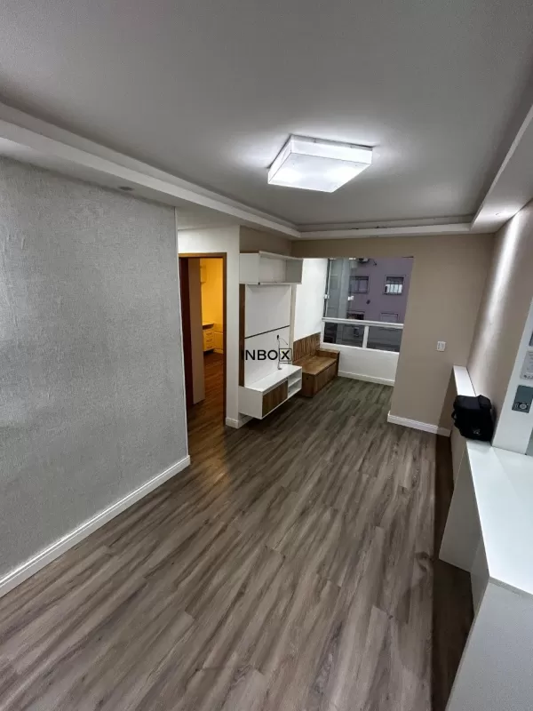 Foto de APARTAMENTO DOIS DORMITÓRIOS com uma suíte BAIRRO MORRO SANTANA.