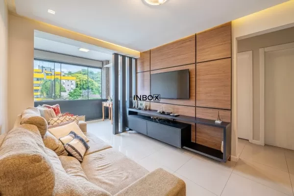 Foto de Vende Cobertura com 186m² e 3 dormitórios, 1 suíte, 2 vagas no bairro Menino Deus