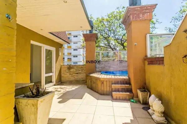 Foto de Cobertura 2 dormitórios com suíte, piscina e 2 vagas