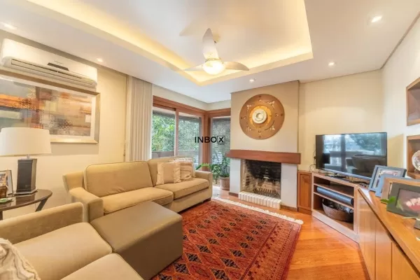 Foto de Amplo Apartamento de 3 Dormitórios, Suíte, Lareira, Churrasqueira e 2 Vagas