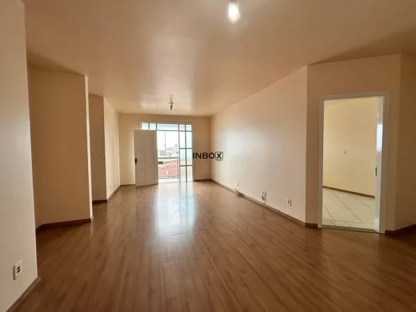 Foto de APARTAMENTO AMPLO DE 3 QUARTOS NO BAIRRO BOTAFOGO