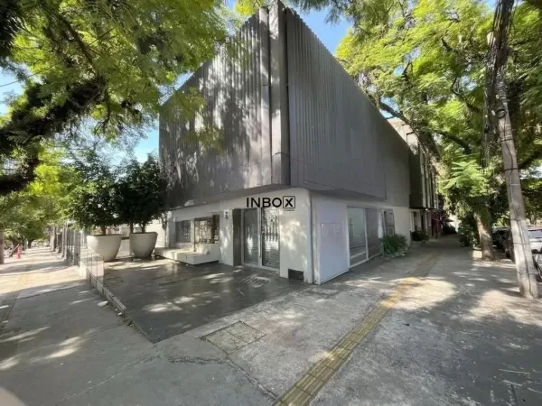 Foto de CASA COMERCIAL DE ESQUINA NO MOINHOS DE VENTO