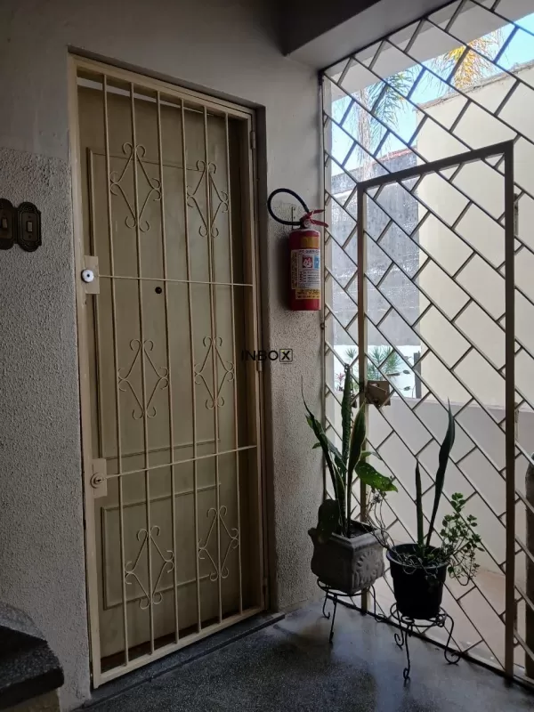Foto de Apartamento de dois dormitórios bairro Santa Cecília porto alegre.
