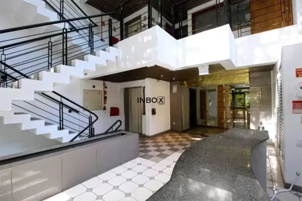 Foto de Prédio Comercial para locação no Bairro Petrópolis