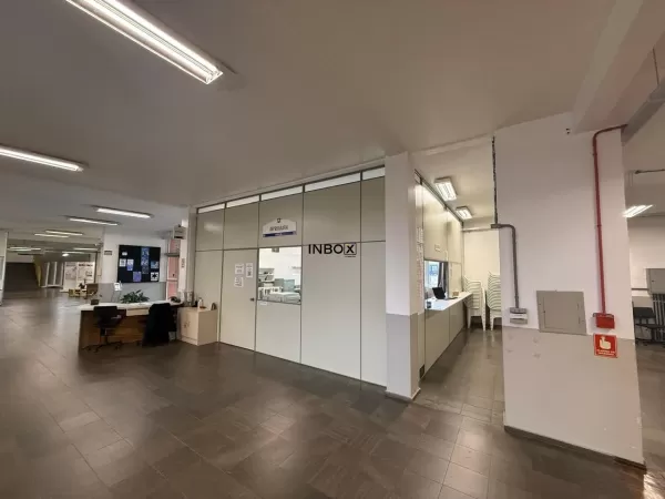 Foto de INBOX CIA IMOBILIARIA VENDE -  Ponto comercial em funcionamento na UCS de Bento Gonçalves.