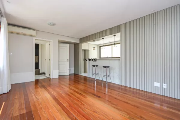 Foto de Apartamento semimobiliado com 109m², 3 dormitórios, suíte e garagem