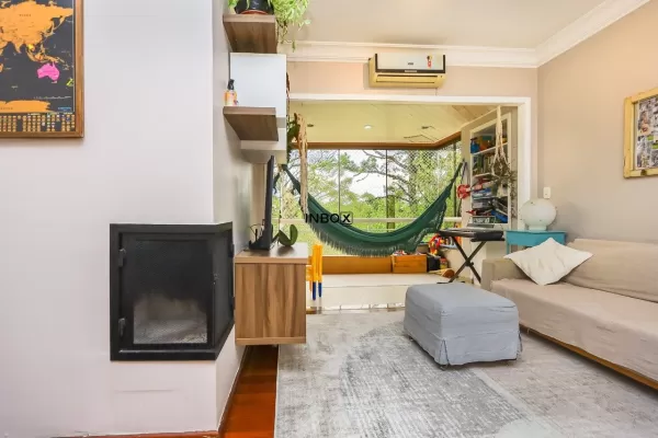 Foto de Apartamento semimobiliado com 3 dormitórios, suíte, churrasqueira e garagem