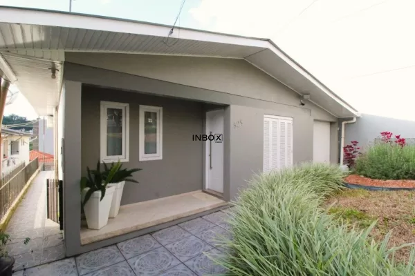 Foto de INBOX CIA IMOBILIÁRIA VENDE - Casa no PROGRESSO EM BENTO GONÇALVES.