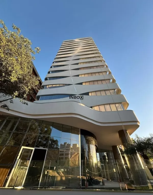 Foto de Inbox CIa Imobiliária Vende Apartamento de 3 quartos no bairro Centro em Bento Gonçalves