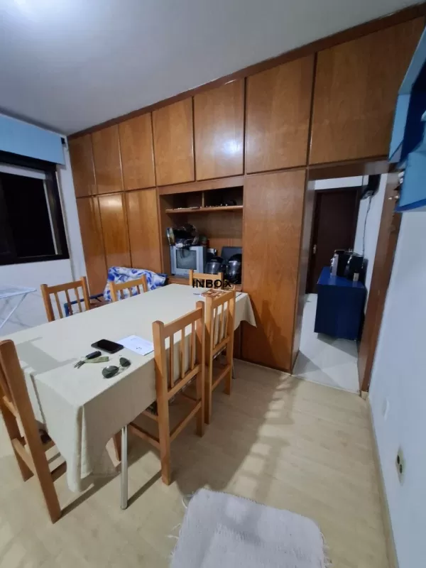 Foto de INBOX CIA IMOBILIARIA VENDE -  Apartamento de 1 quarto e box de garagem duplo, semi-mobiliado no bairro São Francisco de Bento Gonçalves.