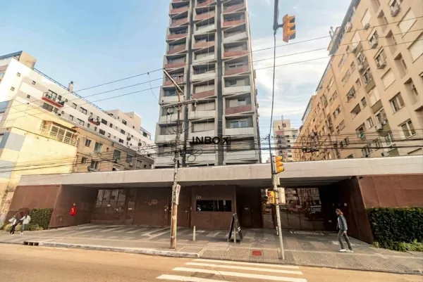 Foto de LOFT MOBILIADO A VENDA NO CENTRO HIDTÓRICO DE PORTO ALEGRE.