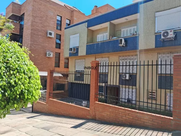 Foto de Apartamento 2 dormitórios, 01 vaga, no São João, Porto Alegre
