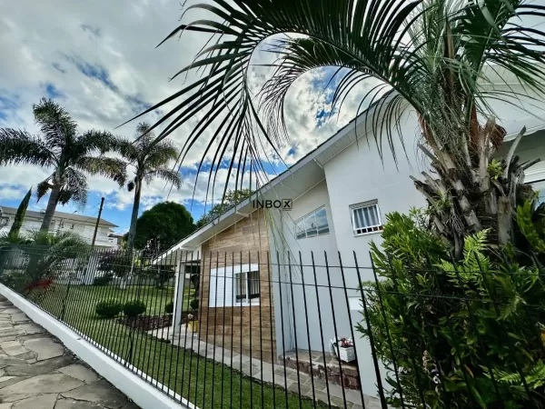 Foto de INBOX CIA IMOBILIÁRIA VENDE - CASA COM 3 DORMITÓRIOS NO BAIRRO SANTA HELENA
