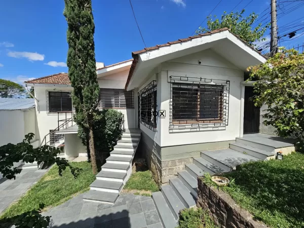 Foto de Casa 3 dorm. - 250.00m² - Três Figueiras, POA/RS - IBX13172