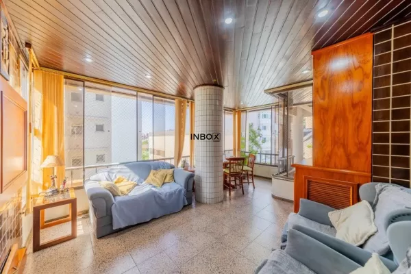 Foto de 148m² de conforto: 3 dormitórios, living amplo, sacada com churrasqueira e 2 Vagas