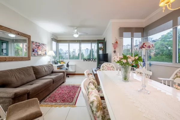 Foto de Apartamento com 81 m², 2 dormitórios, 1 suíte, 2 vagas lado a lado