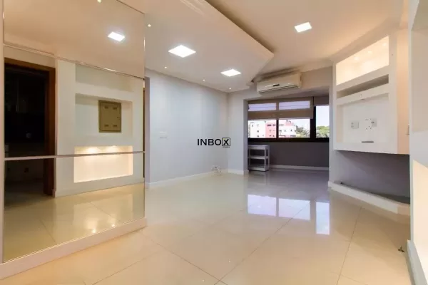 Foto de Apartamento com 3 quartos, 2 vagas e sacada.