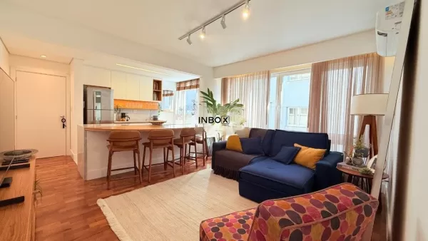 Foto de Apartamento com 75m² de área privativa, reformado, 2 dormitórios, 1 vaga