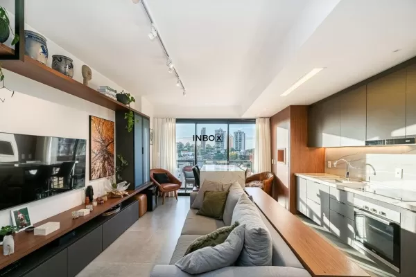 Foto de Apartamento com 70m² semimobiliado, 2 dormitórios, 2 suítes, 2 vagas