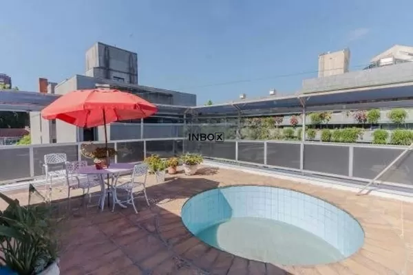 Foto de Cobertura Espaçosa com 3 Dormitórios, Piscina e 2 Vagas