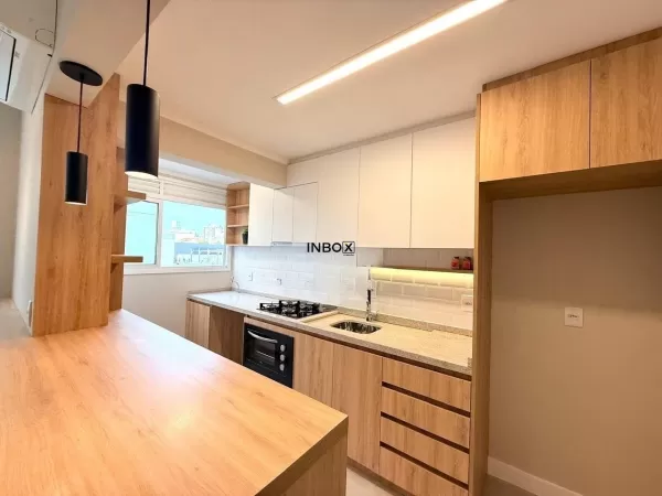 Foto de Apartamento no J. Botânico, totalmente reformado, 02 dormitórios e 01 vaga