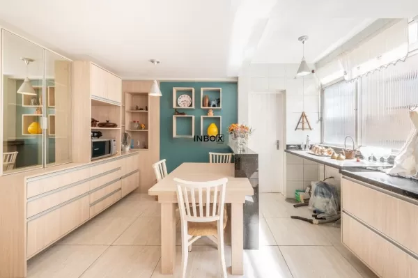 Foto de Apartamento com 03 dormitóriosvaga de garagem, 116m2, no Petrópolis, P. Alegre