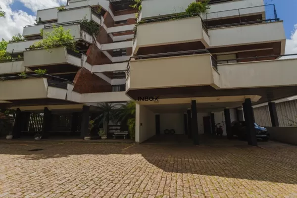 Foto de Apartamento Alto Padrão com 4 Dormitórios,  2 Banheiros, 2 Vagas, 223m²