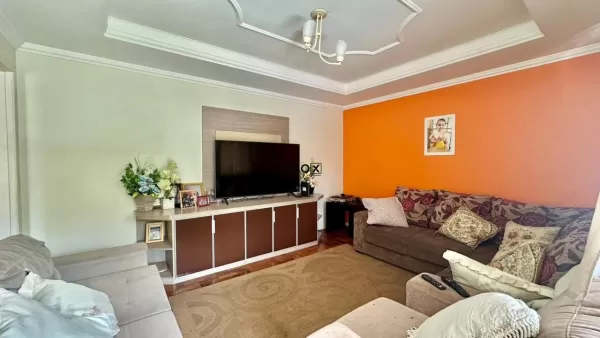 Foto de INBOX CIA IMOBILIÁRIA VENDE - CASA COM 3 DORMITORIOS EM MONTE BELO DO SUL.