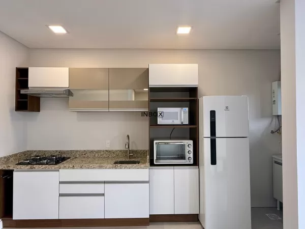 Foto de INBOX CIA IMOBILIÁRIA ALUGA - Apartamento de dois quartos semi-mobiliado no Botafogo.