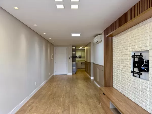 Foto de INBOX CIA IMOBILIÁRIA VENDE: Apartamento de dois quartos com suíte e semi-mobiliado na Cidade Alta.