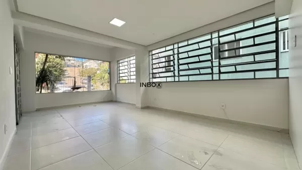 Foto de INBOX IMOBILIÁRIA ALUGA SALA COMERCIAL NO BORGO EM BENTO GONÇALVES