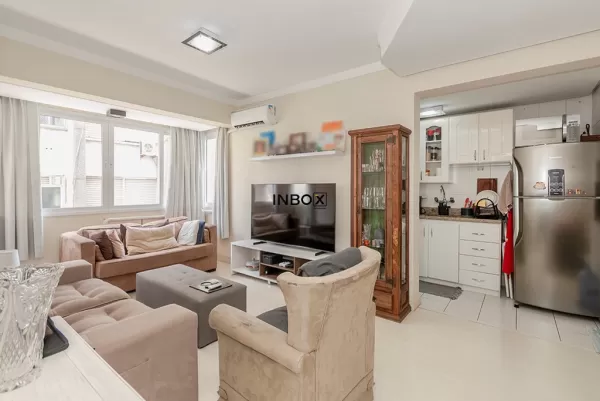 Foto de Apartamento 2 dorm. - 63.19m² - Cidade Baixa, POA/RS - IBX13876