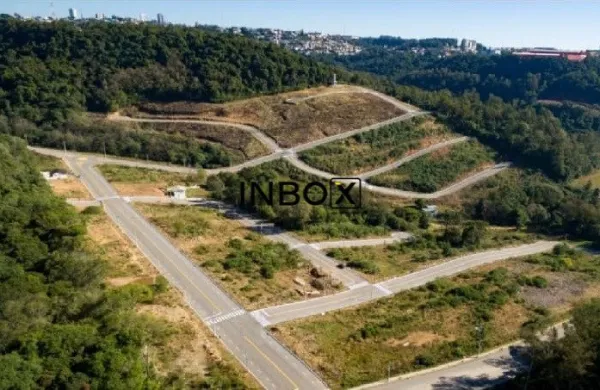 Foto de INBOX CIA IMOBILIÁRIA VENDE - Terreno Terreno com 282 m² no Loteamento Fátima.