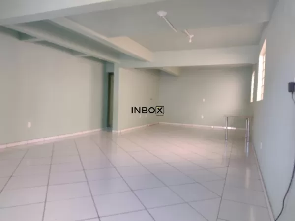 Foto de INBOX CIA IMOBILIARIA ALUGA, SALA COMERCIAL NA LICORSUL EM BENTO GONÇALVES.