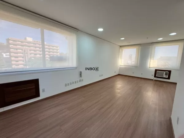 Foto de Conjunto/Sala para Venda - 33,14m², Menino Deus, Porto Alegre, RS