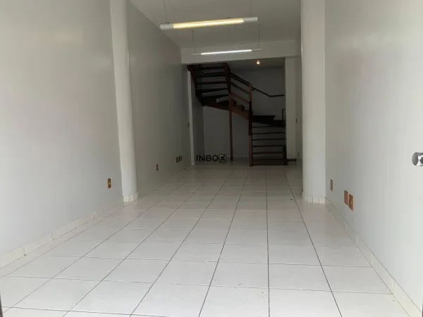 Foto de INBOX CIA IMOBILIARIA ALUGA,  SALA COMERCIAL NO CENTRO DE BENTO GONÇALVES.