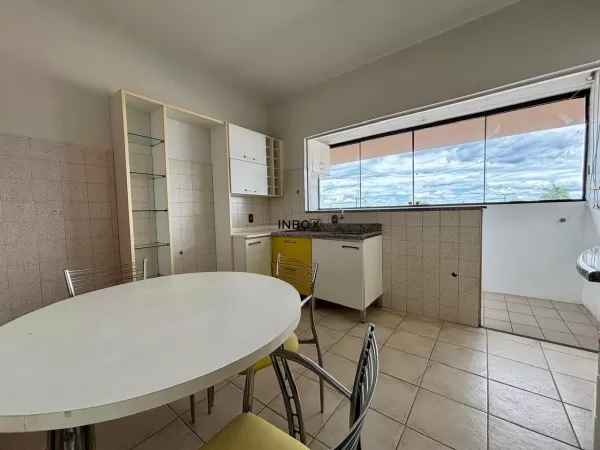 Foto de INBOX CIA IMOBILIÁRIA ALUGA, APARTAMENTO EM BENTO GONÇALVES NO BAIRRO BOTAFOGO.