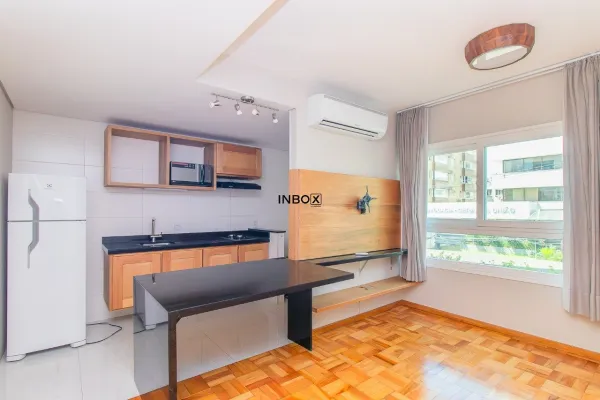 Foto de LOFT MOBILIADO NO MOINHOS PARK, MOINHOS DE VENTO, PORTO ALEGRE/RS