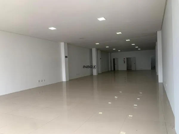 Foto de INBOX CIA IMOBILIARIA ALUGA, SALA COMERCIAL NO CENTRO GARIBALDI.