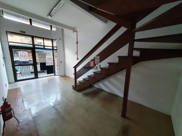 Foto de INBOZ CIA IMOBILIÁRIA ALUGA SALA COMERCIAL COM 40,33M² NO CENTRO DA CIDADE DE BENTO GONÇALVES